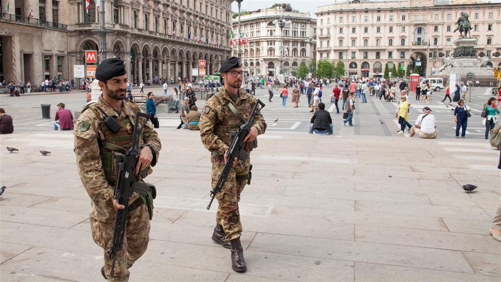 150 militari in piu’ a Milano se stop ai migranti