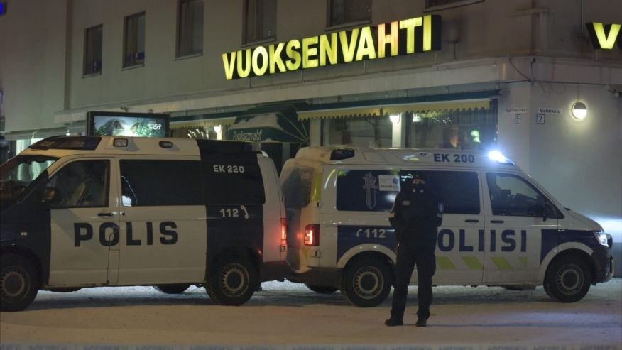 Finlandia, spari fuori ristorante: uccise sindaca e 2 giornaliste
