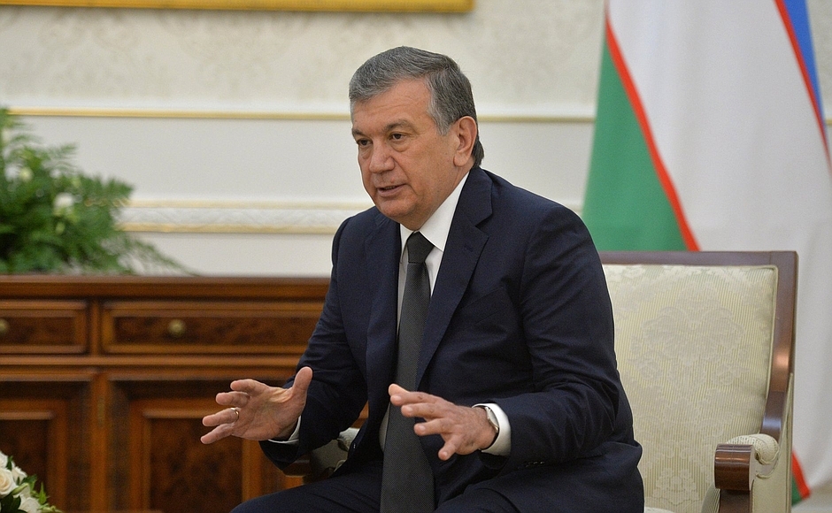 Uzbekistan: presidente Mirziyoyev firma decreto per promozione zone economiche libere nel paese