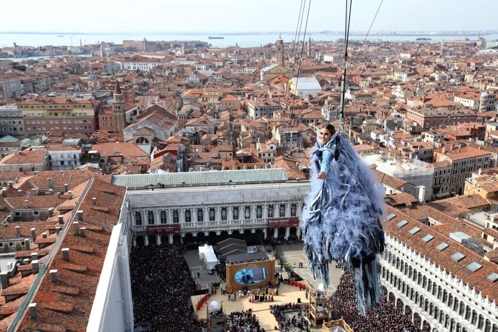Carnevale Venezia. Il volo dell’Aquila di Melissa Satta