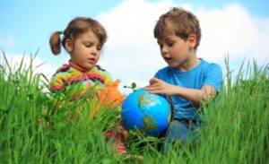 Earth Day, i bambini più green e ambientalisti degli adulti