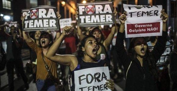 Brasile, migliaia in strada per protestare contro l’austerity