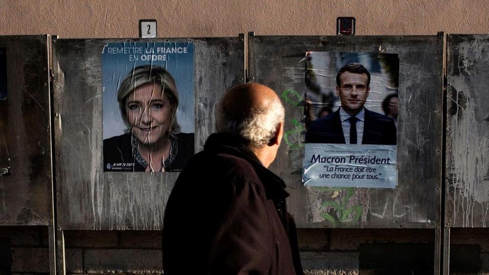 Francia,  scontro all’ultimo sangue tra Le Pen e Macron