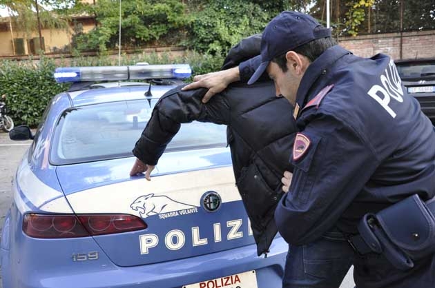 Roma, operazioni antidroga polizia: 5 arresti tra Centocelle e Termini
