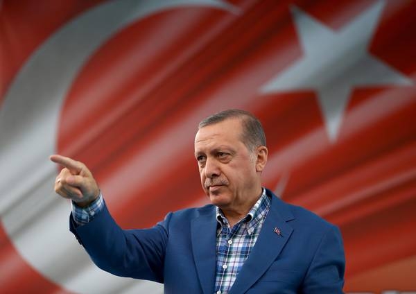 Turchia. 100mila impiegati pubblici licenziati dopo il tentato colpo di Stato