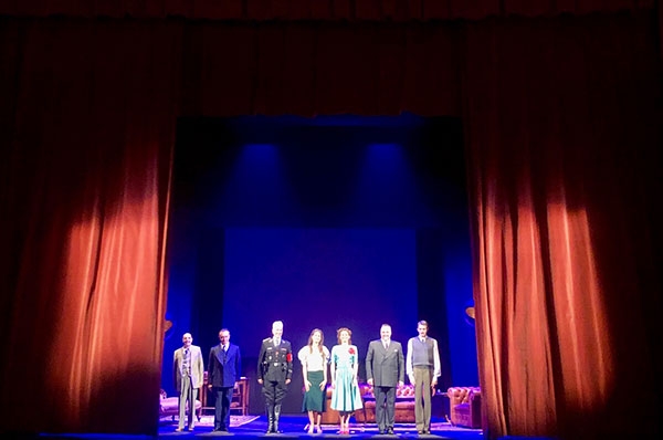 Teatro Quirino: trionfo per la  “La cena delle belve” e il suo politically incorrect