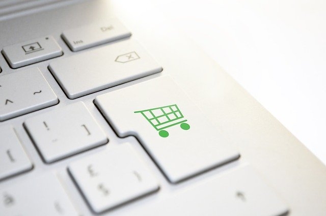 Il supermercato del futuro: dalla spesa online al drive-in