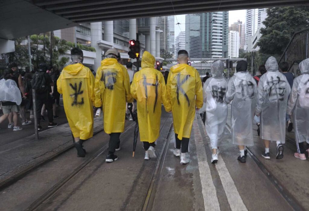 “Revolution of Our Times”, impressionante e commovente docufilm sulla rivolta di Hong Kong