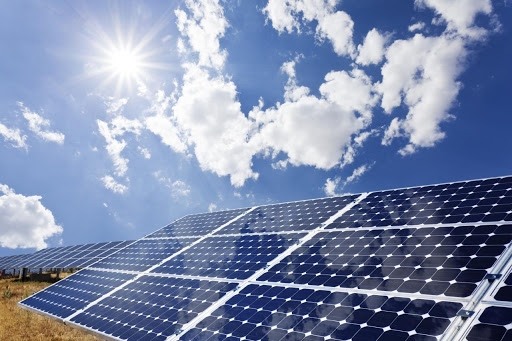 Parco solare innovativo: una ricerca tutta italiana. La sperimentazione parte dall’isola di Creta