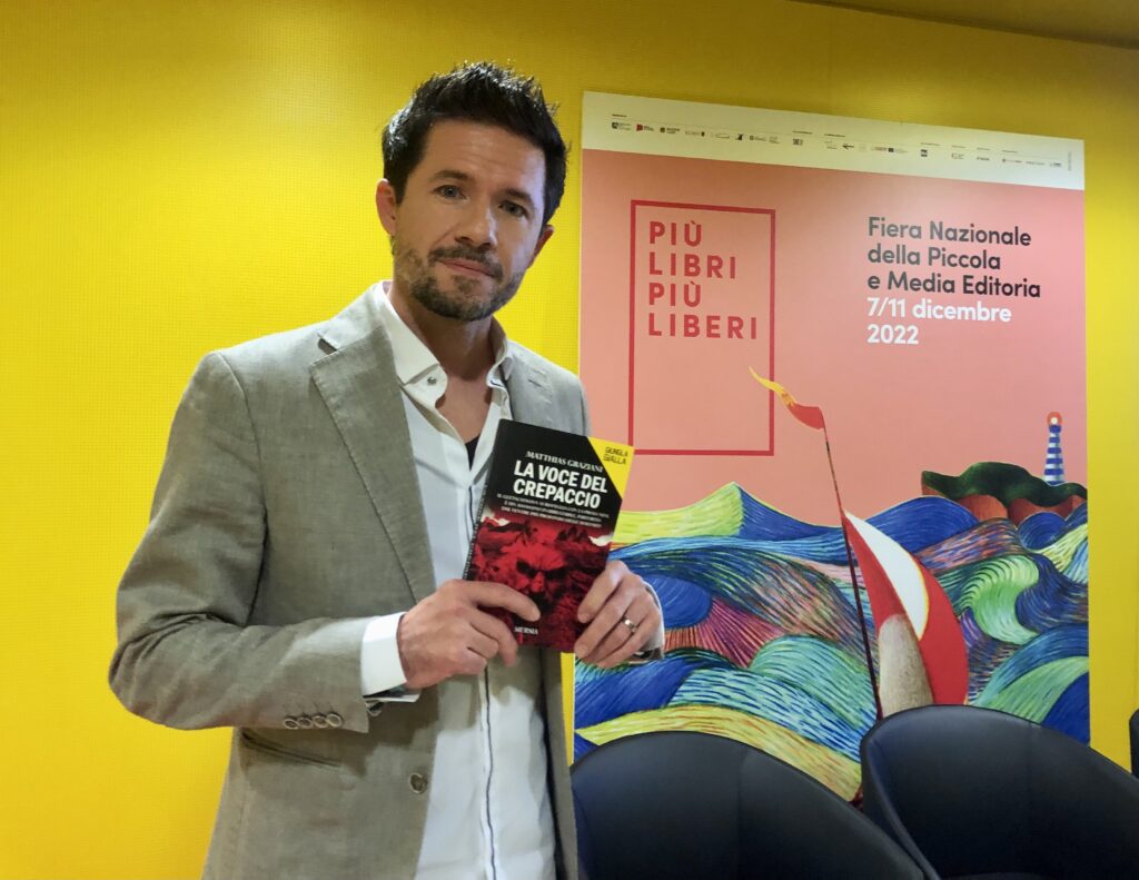 “Più libri più liberi”, Graziani presenta “La voce del crepaccio” tra thriller e western per la nuova collana Mursia “Giungla gialla”