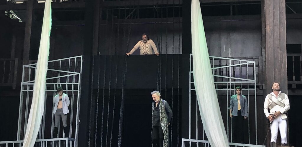 Arena Globe Theatre, in scena l’Otello, tra commozione e denuncia sociale