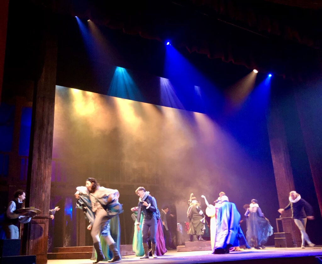 Teatro Quirino: “Giulietta e Romeo”, applausi e commozione per la versione di Proietti