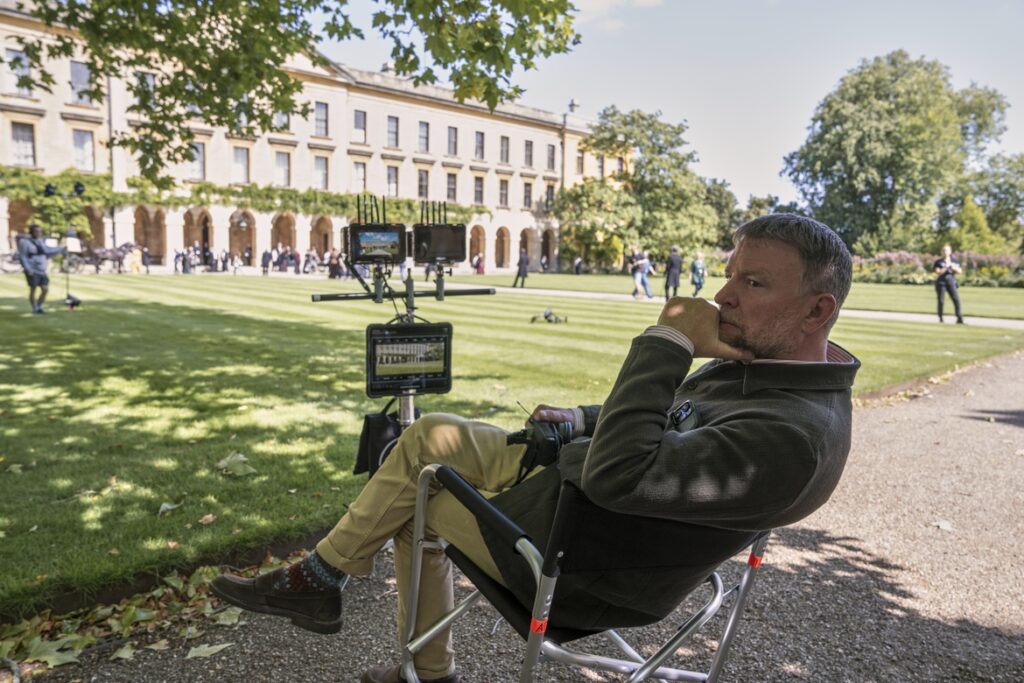 Prime Video. Le prime immagini della serie Young Sherlock