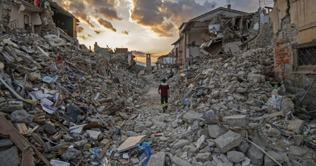 Terremoti e beni culturali: come l’inquinamento amplifica il rischio