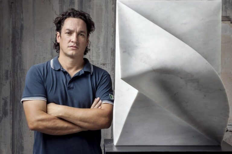 Scultura. Gustavo Vélez..  Le dimensioni dell’equilibrio fino al 20 settembre