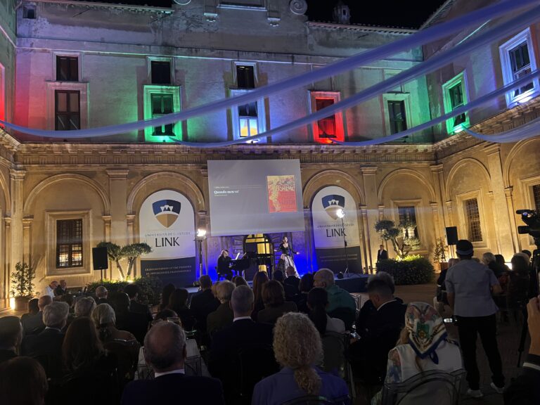 Cristina Park incanta Roma: la musica che ci fa sentire vicini